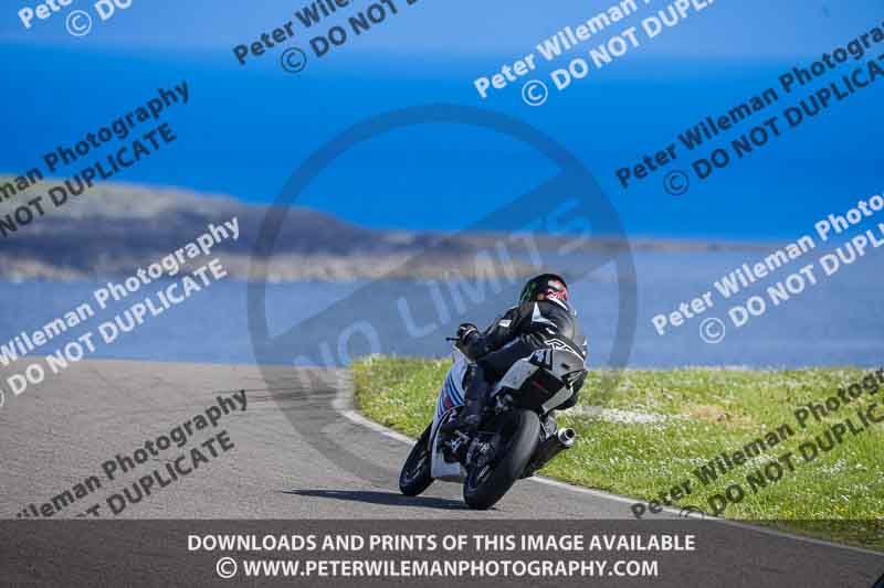 anglesey no limits trackday;anglesey photographs;anglesey trackday photographs;enduro digital images;event digital images;eventdigitalimages;no limits trackdays;peter wileman photography;racing digital images;trac mon;trackday digital images;trackday photos;ty croes